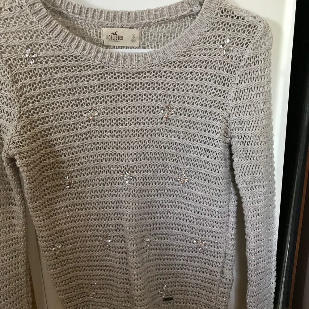 Hollister sweater